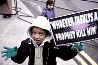 Muslim kid: Kill those who insult the Prophet!